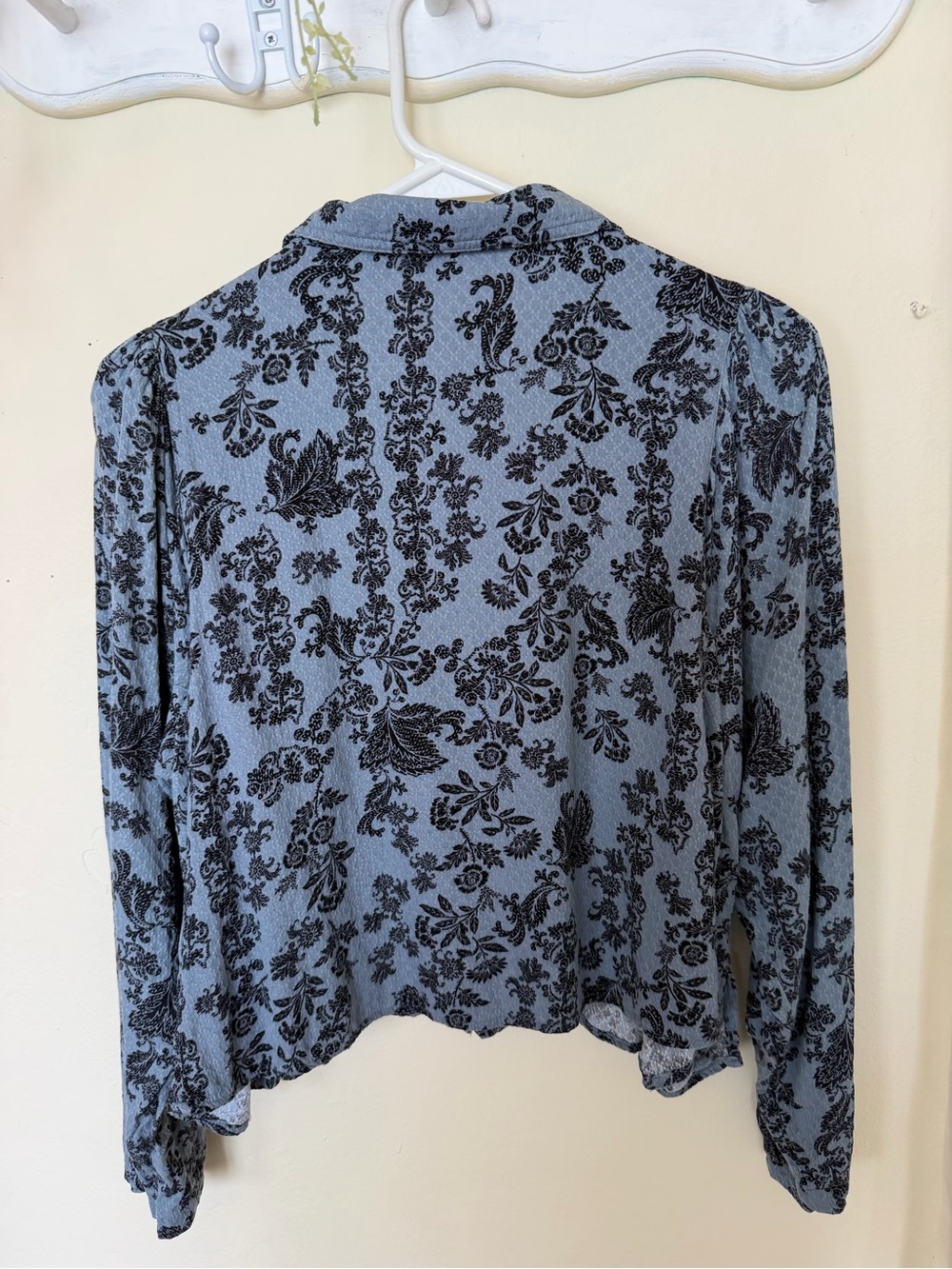 Intimately Free People Blue Button-Front Floral Print Shirt - Picture 5 of 9